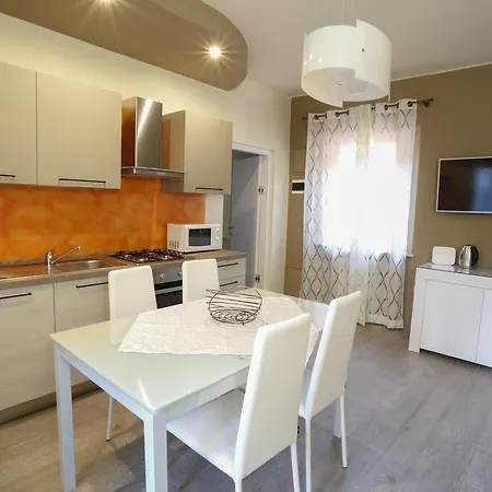 Apartament Golden Lotus *